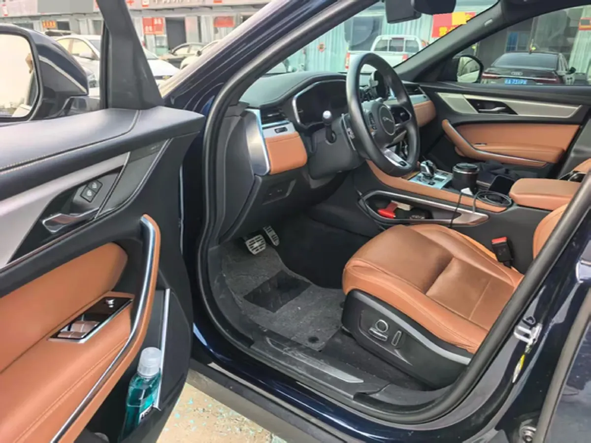 2021 Jaguar F-PACE 2.0T 250HP L4 8AT,autocango,china used car exporter,china ev exporter,chinese used car exporter,chinese used ev exporter