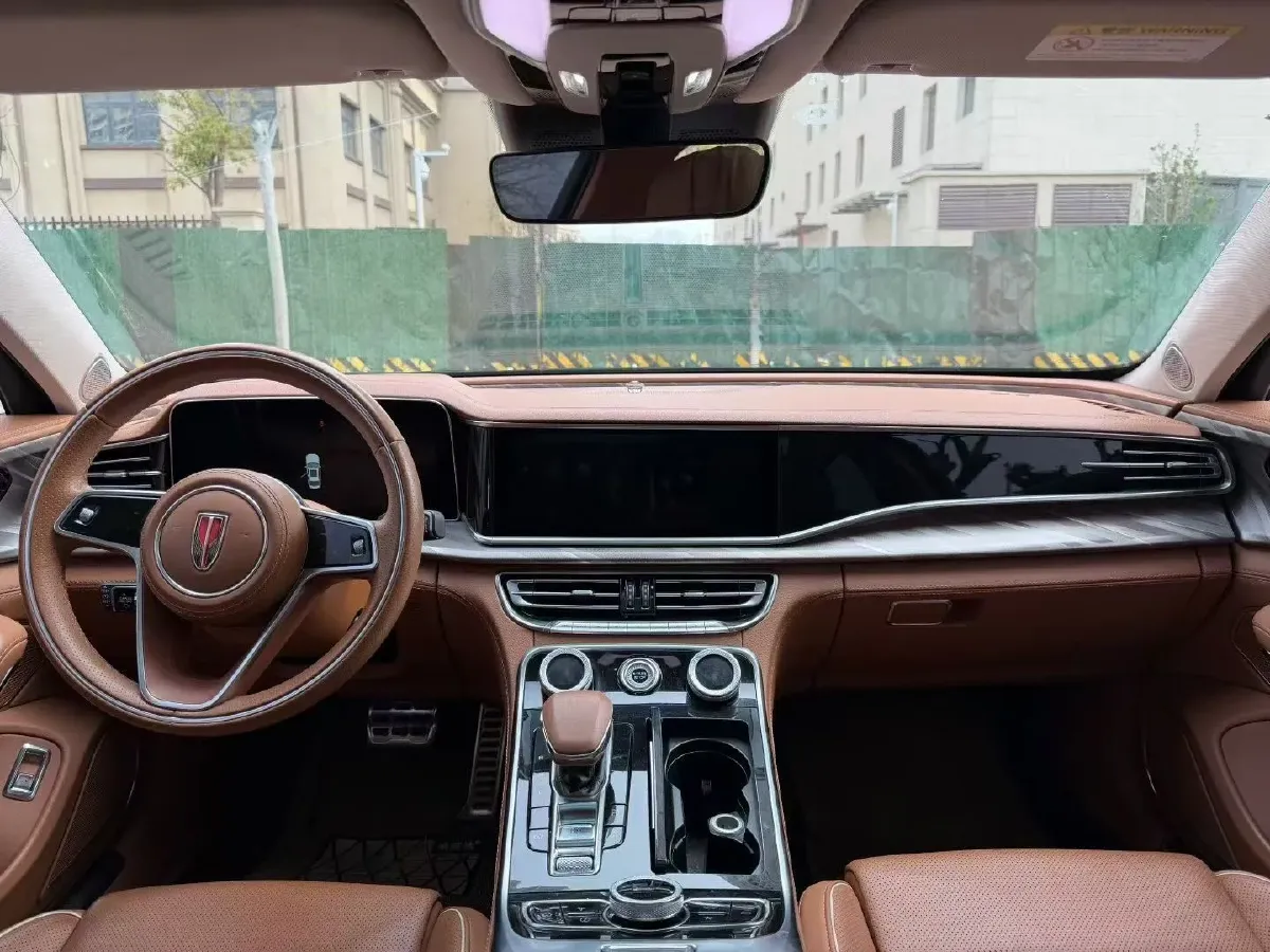 2020 HongQi H9 2.0T 252HP L4 7DCT,autocango,china used car exporter,china ev exporter,chinese used car exporter,chinese used ev exporter