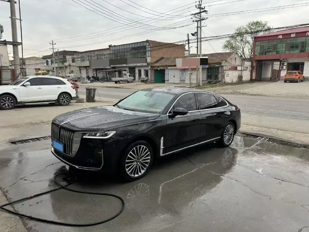 2020 HongQi H9 2.0T 252HP L4 7DCT,autocango,china used car exporter,china ev exporter,chinese used car exporter,chinese used ev exporter