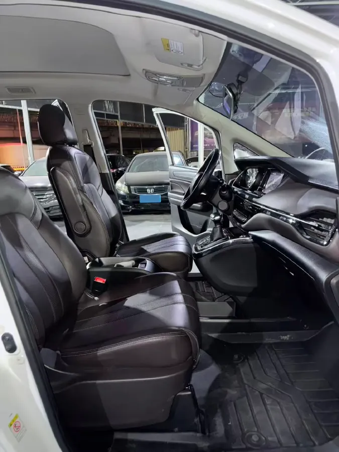 2019 GAC Trumpchi M6 1.5T 171HP L4 6AT,autocango,china used car exporter,china ev exporter,chinese used car exporter,chinese used ev exporter