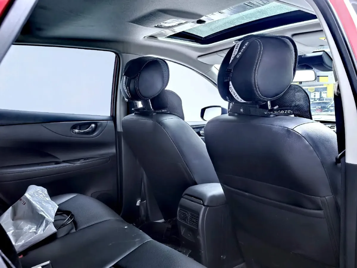 2024 Nissan Tiida 1.6L 122HP L4 CVT,autocango,china used car exporter,china ev exporter,chinese used car exporter,chinese used ev exporter