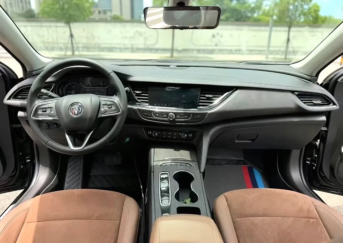 2022 Buick Regal 2.0T 237HP L4 9AT,autocango,china used car exporter,china ev exporter,chinese used car exporter,chinese used ev exporter