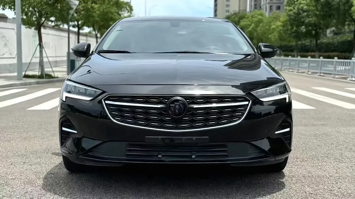 2022 Buick Regal 2.0T 237HP L4 9AT,autocango,china used car exporter,china ev exporter,chinese used car exporter,chinese used ev exporter