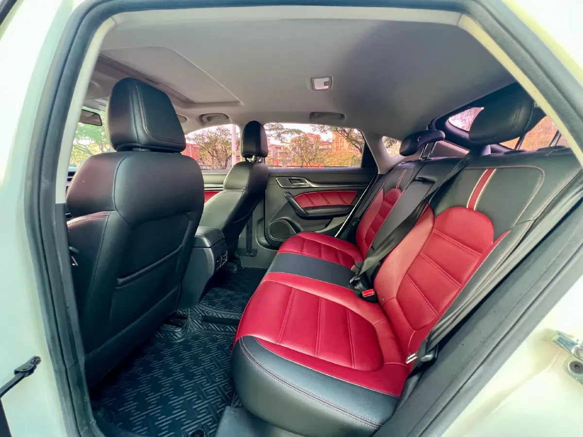 2018 MG MG6 1.5T 169HP L4 7DCT,autocango,china used car exporter,china ev exporter,chinese used car exporter,chinese used ev exporter