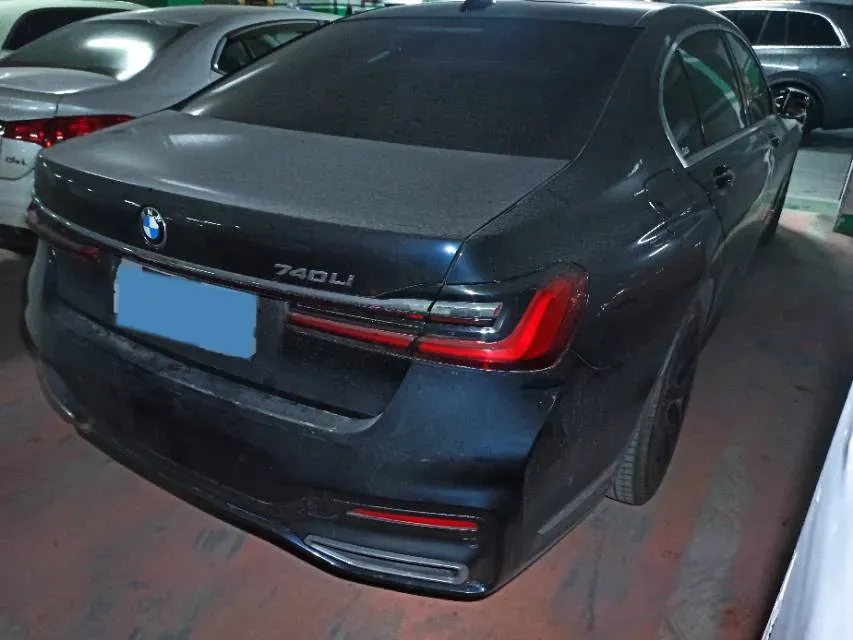 2021 BMW 7 Series 3.0T 340HP L6 8AT,autocango,china used car exporter,china ev exporter,chinese used car exporter,chinese used ev exporter