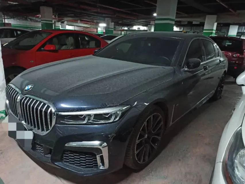 2021 BMW 7 Series 3.0T 340HP L6 8AT,autocango,china used car exporter,china ev exporter,chinese used car exporter,chinese used ev exporter