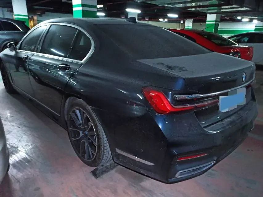 2021 BMW 7 Series 3.0T 340HP L6 8AT,autocango,china used car exporter,china ev exporter,chinese used car exporter,chinese used ev exporter