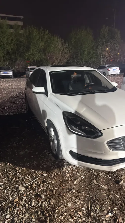 2019 Ford Escort 1.5L 122HP L3 6AT,autocango,china used car exporter,china ev exporter,chinese used car exporter,chinese used ev exporter