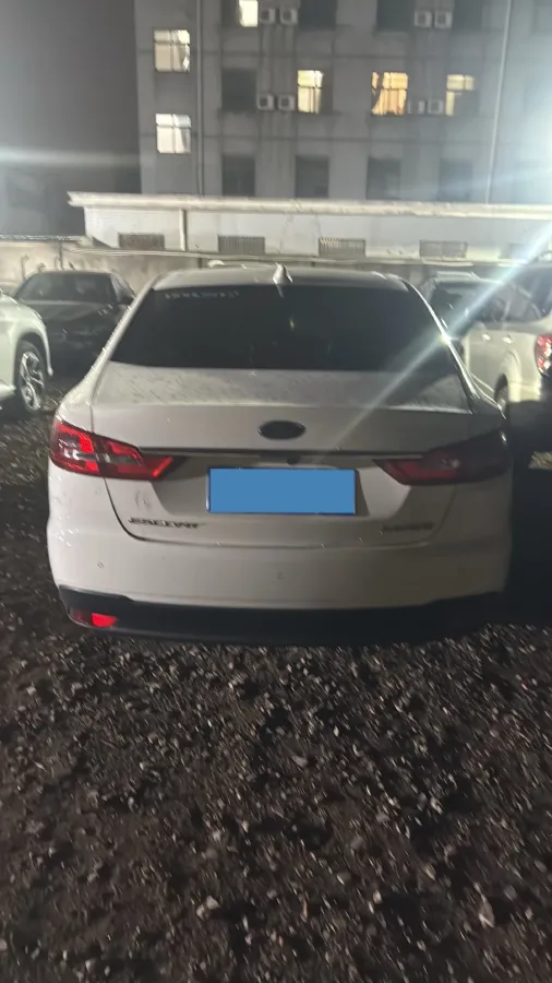 2019 Ford Escort 1.5L 122HP L3 6AT,autocango,china used car exporter,china ev exporter,chinese used car exporter,chinese used ev exporter