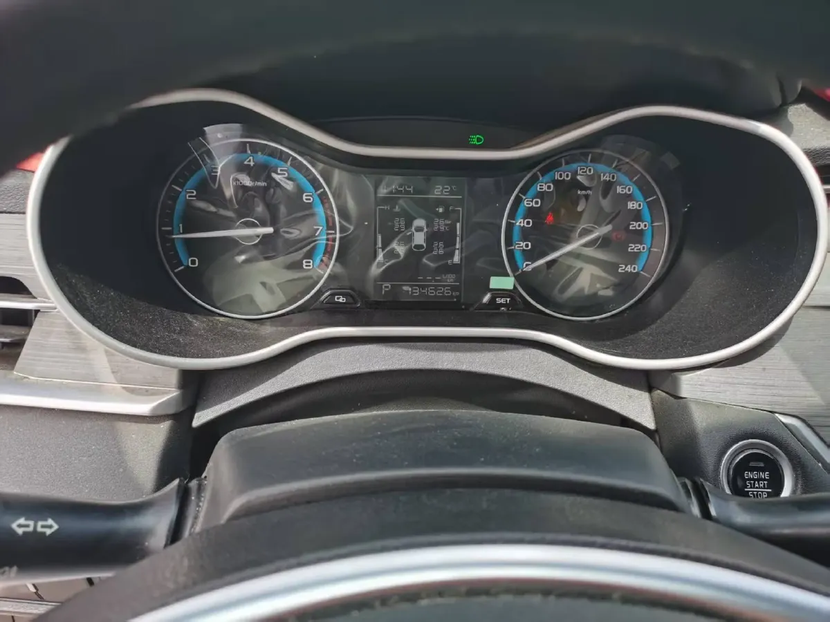 2021 BaoJun 530 1.5T 147HP L4 CVT,autocango,china used car exporter,china ev exporter,chinese used car exporter,chinese used ev exporter