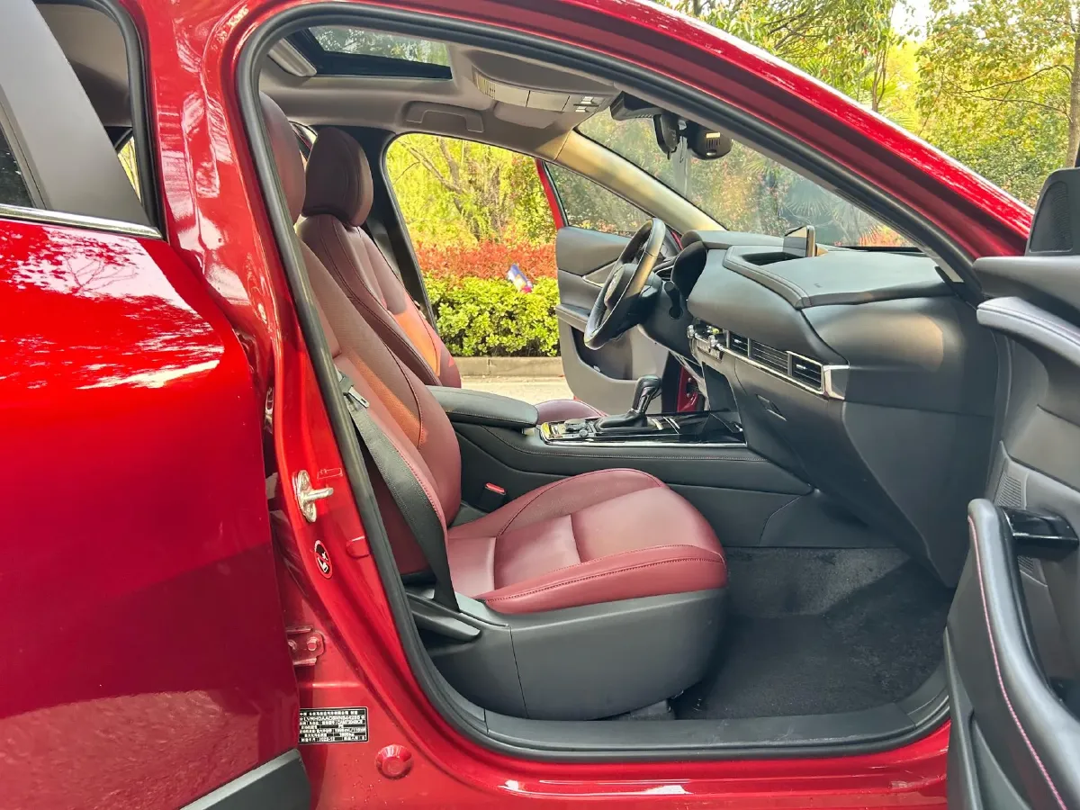 2022 Mazda CX-30 2.0L 158HP L4 6AT,autocango,china used car exporter,china ev exporter,chinese used car exporter,chinese used ev exporter