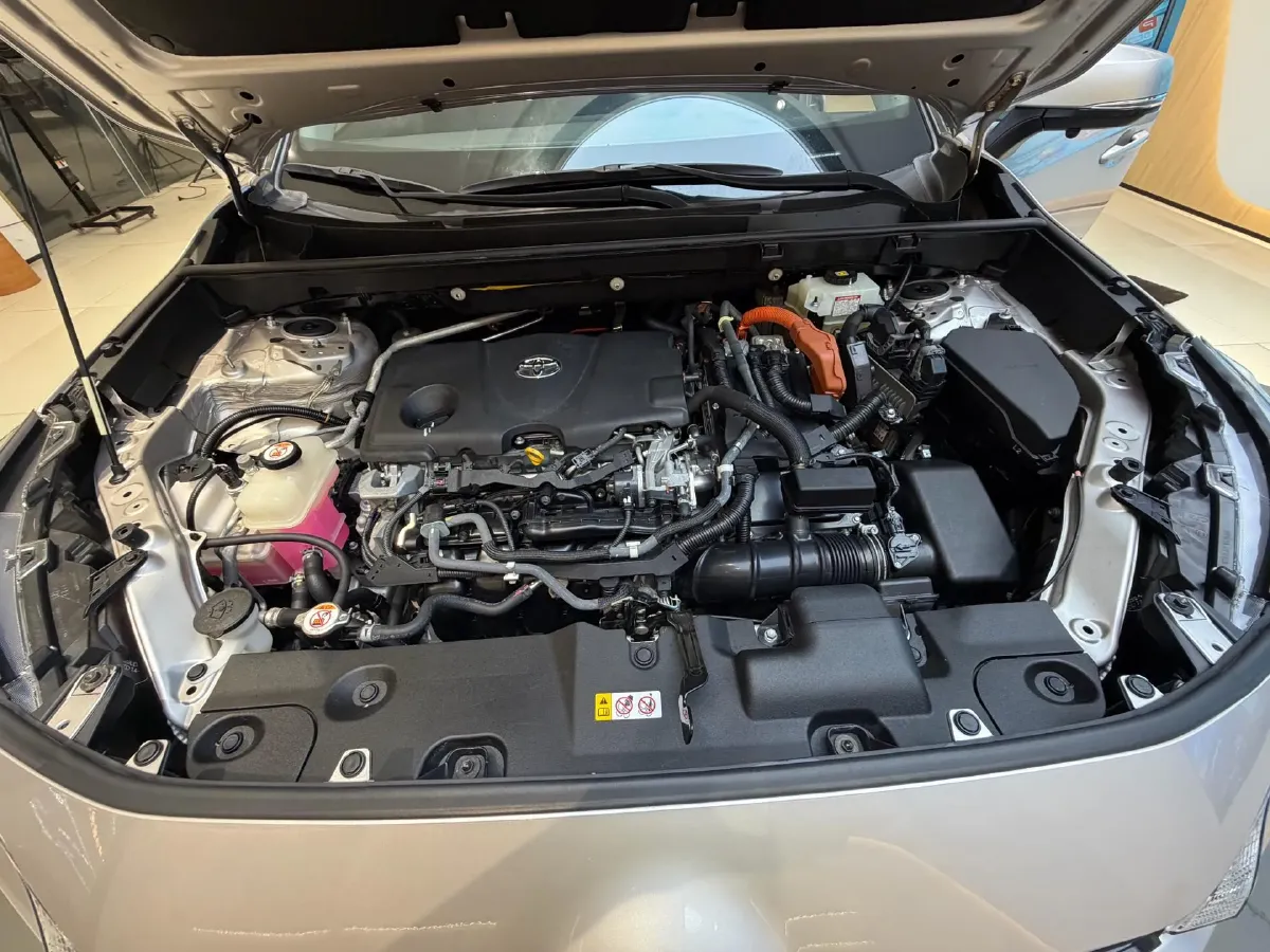 2020 Toyota Wildlander 2.5L 178HP L4 E-CVT Hybrid,autocango,china used car exporter,china ev exporter,chinese used car exporter,chinese used ev exporter