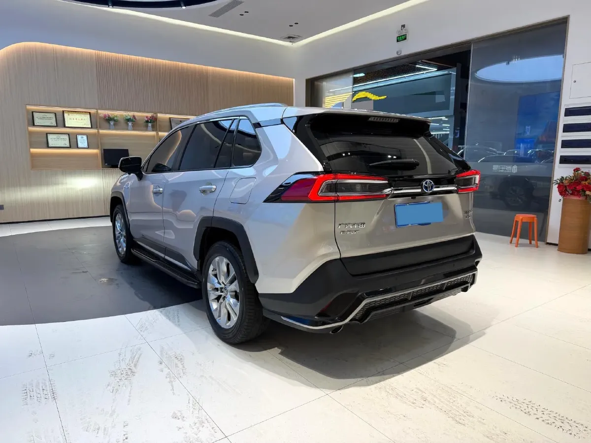 2020 Toyota Wildlander 2.5L 178HP L4 E-CVT Hybrid,autocango,china used car exporter,china ev exporter,chinese used car exporter,chinese used ev exporter