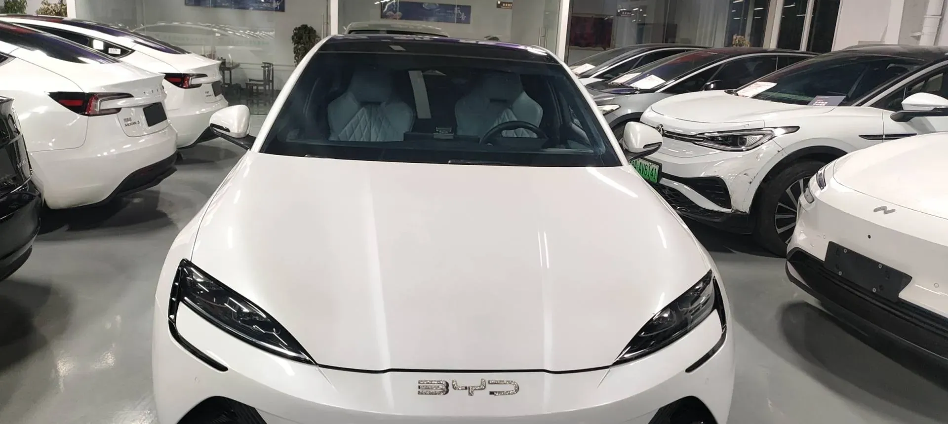 2023 BYD Seal BEV 61.4KWH,autocango,china used car exporter,china ev exporter,chinese used car exporter,chinese used ev exporter