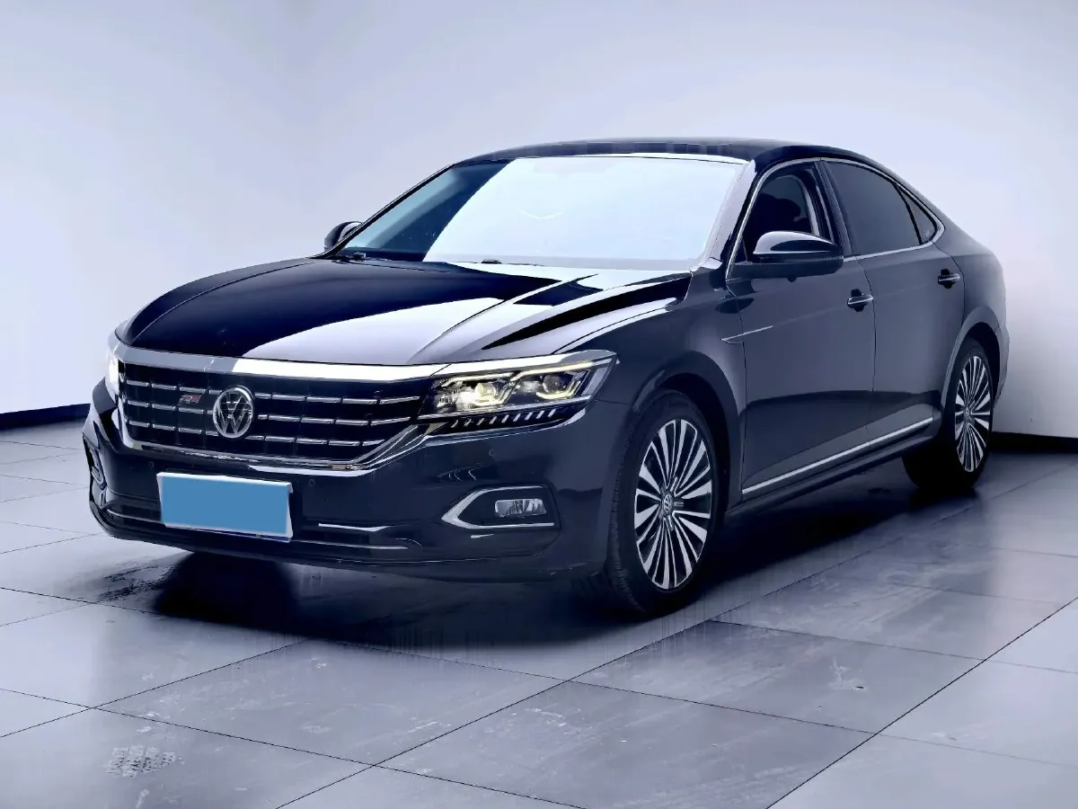 2020 Volkswagen Passat 2.0T 186HP L4 7DCT,autocango,china used car exporter,china ev exporter,chinese used car exporter,chinese used ev exporter