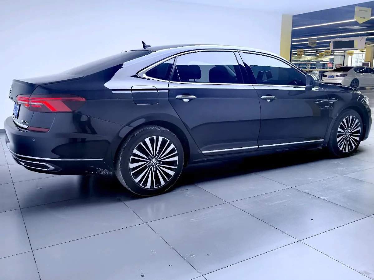 2020 Volkswagen Passat 2.0T 186HP L4 7DCT,autocango,china used car exporter,china ev exporter,chinese used car exporter,chinese used ev exporter