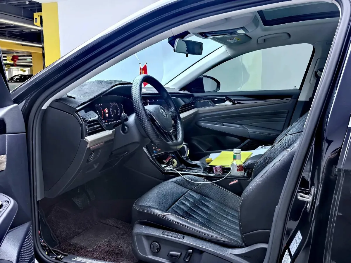 2020 Volkswagen Passat 2.0T 186HP L4 7DCT,autocango,china used car exporter,china ev exporter,chinese used car exporter,chinese used ev exporter