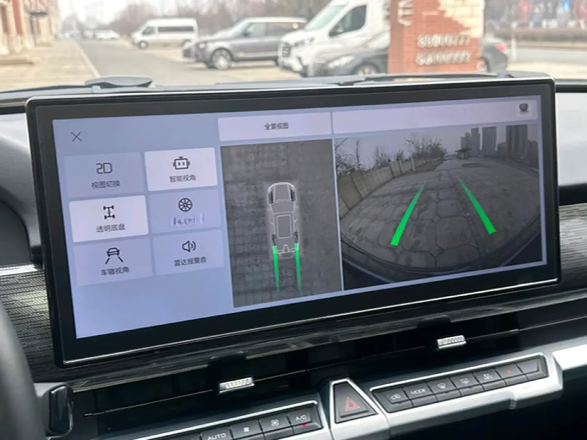 2024 Tank 400 2.0T 252HP L4 9AT PHEV 36.7/37.1KWH,autocango,china used car exporter,china ev exporter,chinese used car exporter,chinese used ev exporter