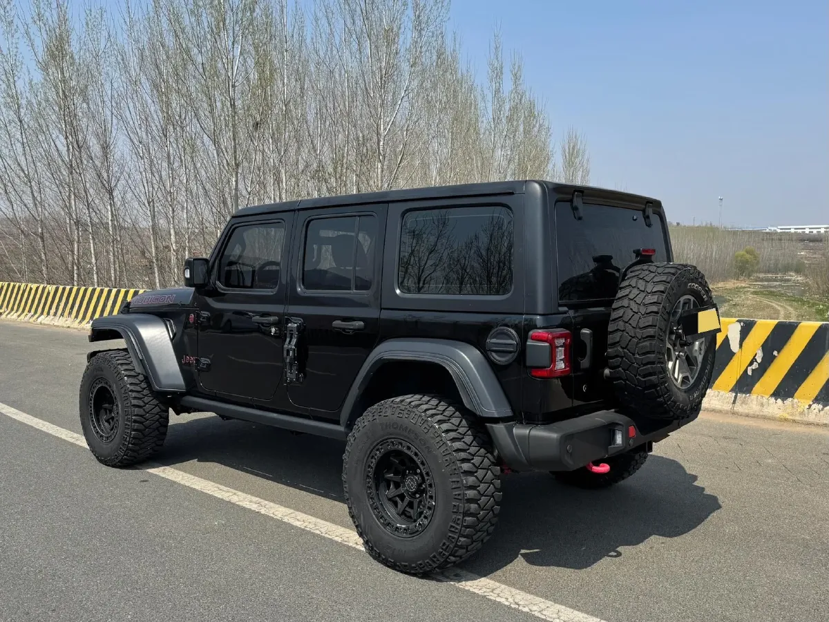 2019 Jeep Wrangler 2.0T 266HP L4 8AT,autocango,china used car exporter,china ev exporter,chinese used car exporter,chinese used ev exporter