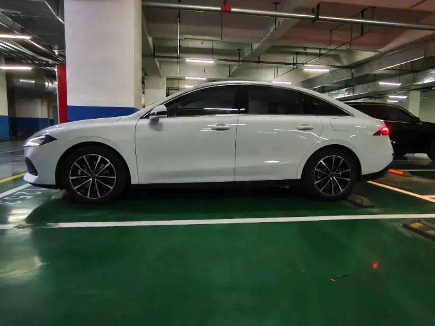 2025 Roewe D7 1.5L 112HP L4 1DHT PHEV 19.7KWH,autocango,china used car exporter,china ev exporter,chinese used car exporter,chinese used ev exporter