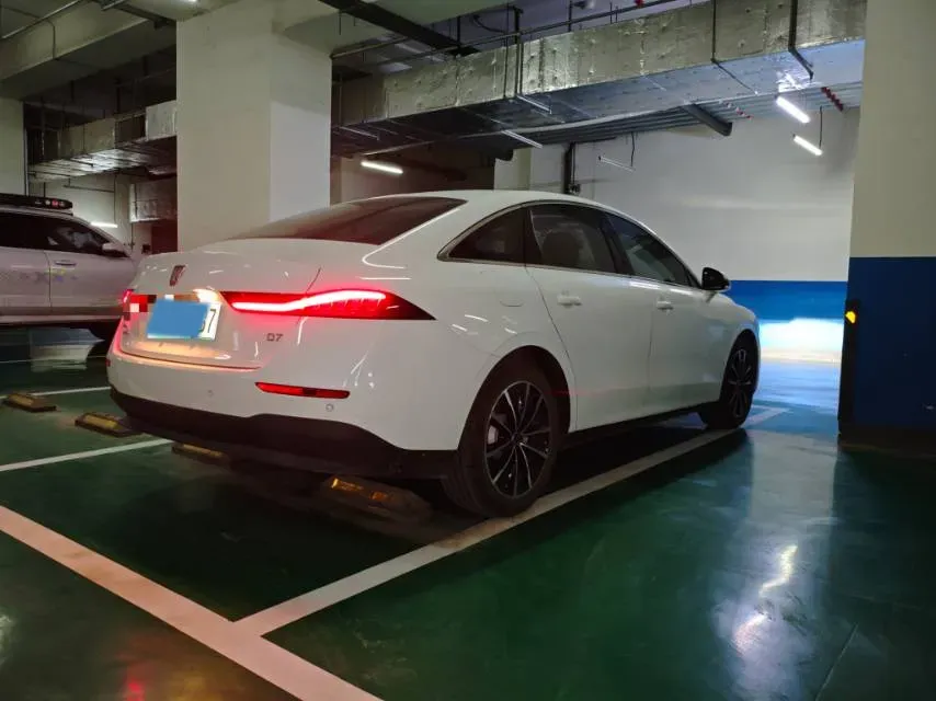 2025 Roewe D7 1.5L 112HP L4 1DHT PHEV 19.7KWH,autocango,china used car exporter,china ev exporter,chinese used car exporter,chinese used ev exporter