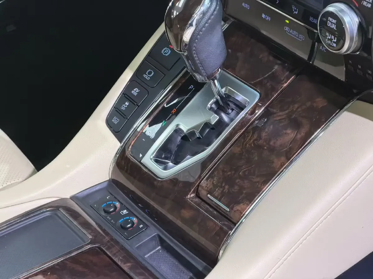 2020 Toyota Alphard 2.5L 117HP L4 E-CVT Hybrid,autocango,china used car exporter,china ev exporter,chinese used car exporter,chinese used ev exporter