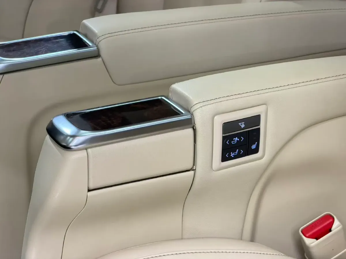 2020 Toyota Alphard 2.5L 117HP L4 E-CVT Hybrid,autocango,china used car exporter,china ev exporter,chinese used car exporter,chinese used ev exporter