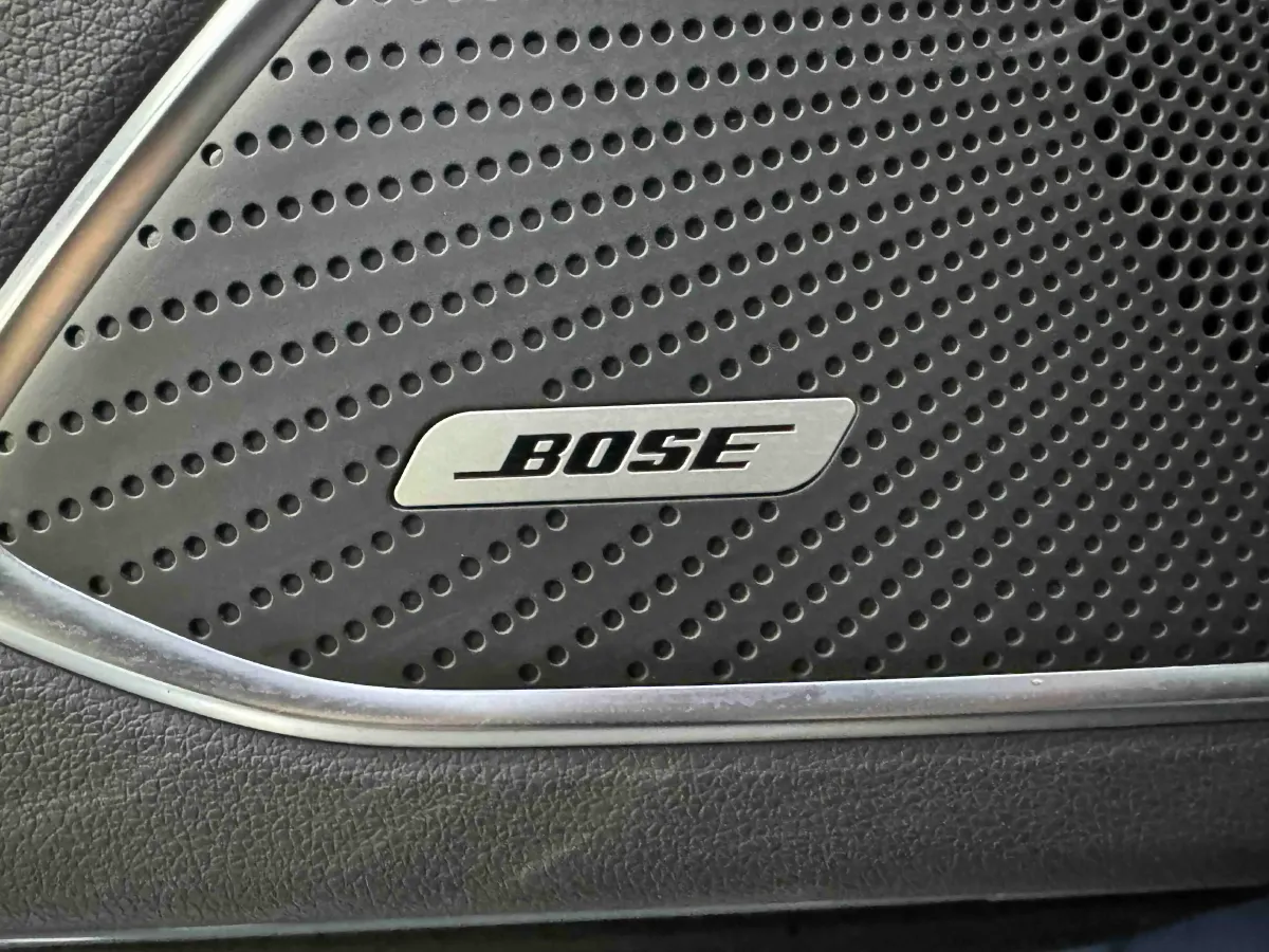 2023 HongQi HS5 2.0T 252HP L4 8AT,autocango,china used car exporter,china ev exporter,chinese used car exporter,chinese used ev exporter