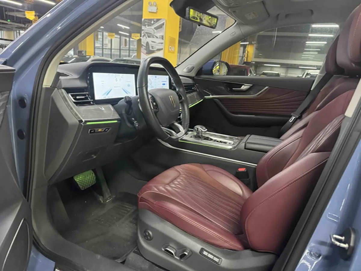 2023 HongQi HS5 2.0T 252HP L4 8AT,autocango,china used car exporter,china ev exporter,chinese used car exporter,chinese used ev exporter