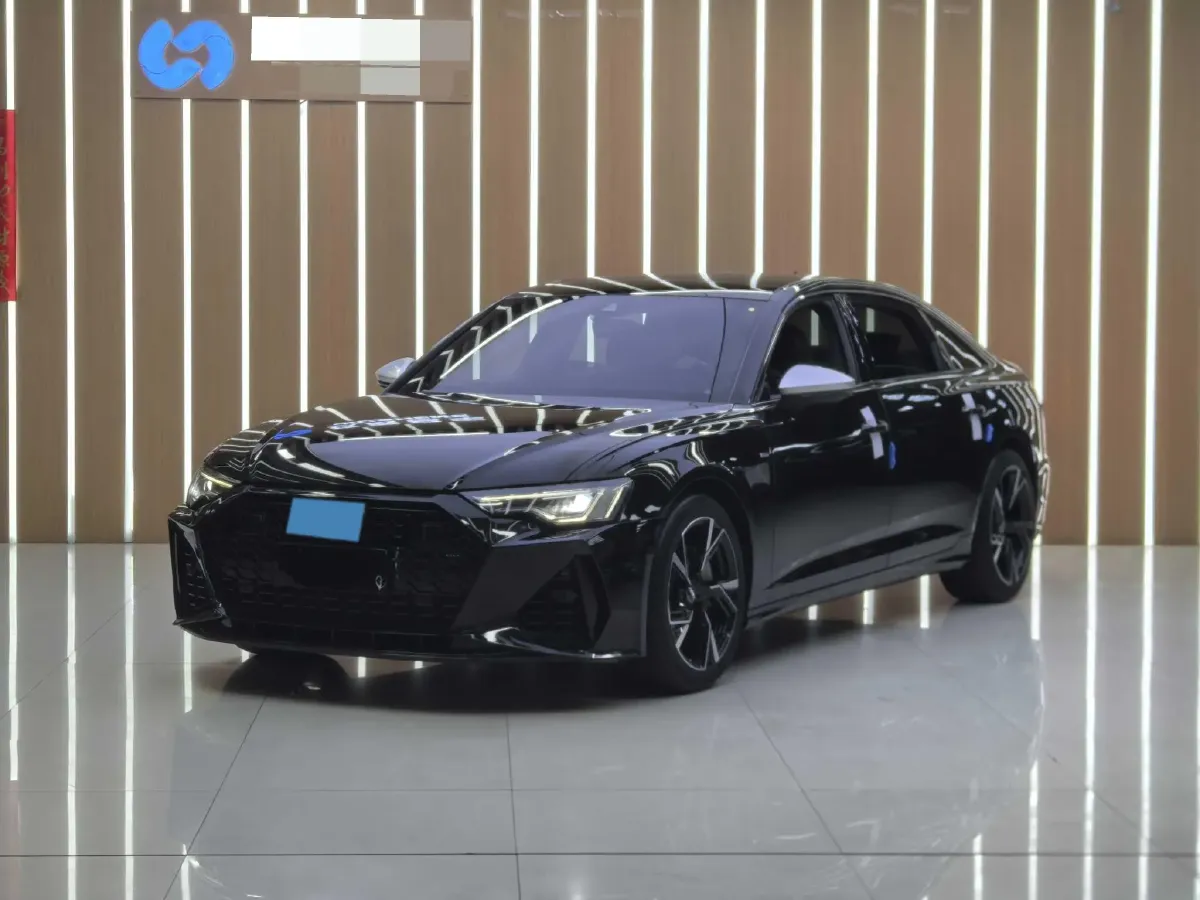 2021 Audi A6L 2.0T 224HP L4 7DCT,autocango,china used car exporter,china ev exporter,chinese used car exporter,chinese used ev exporter