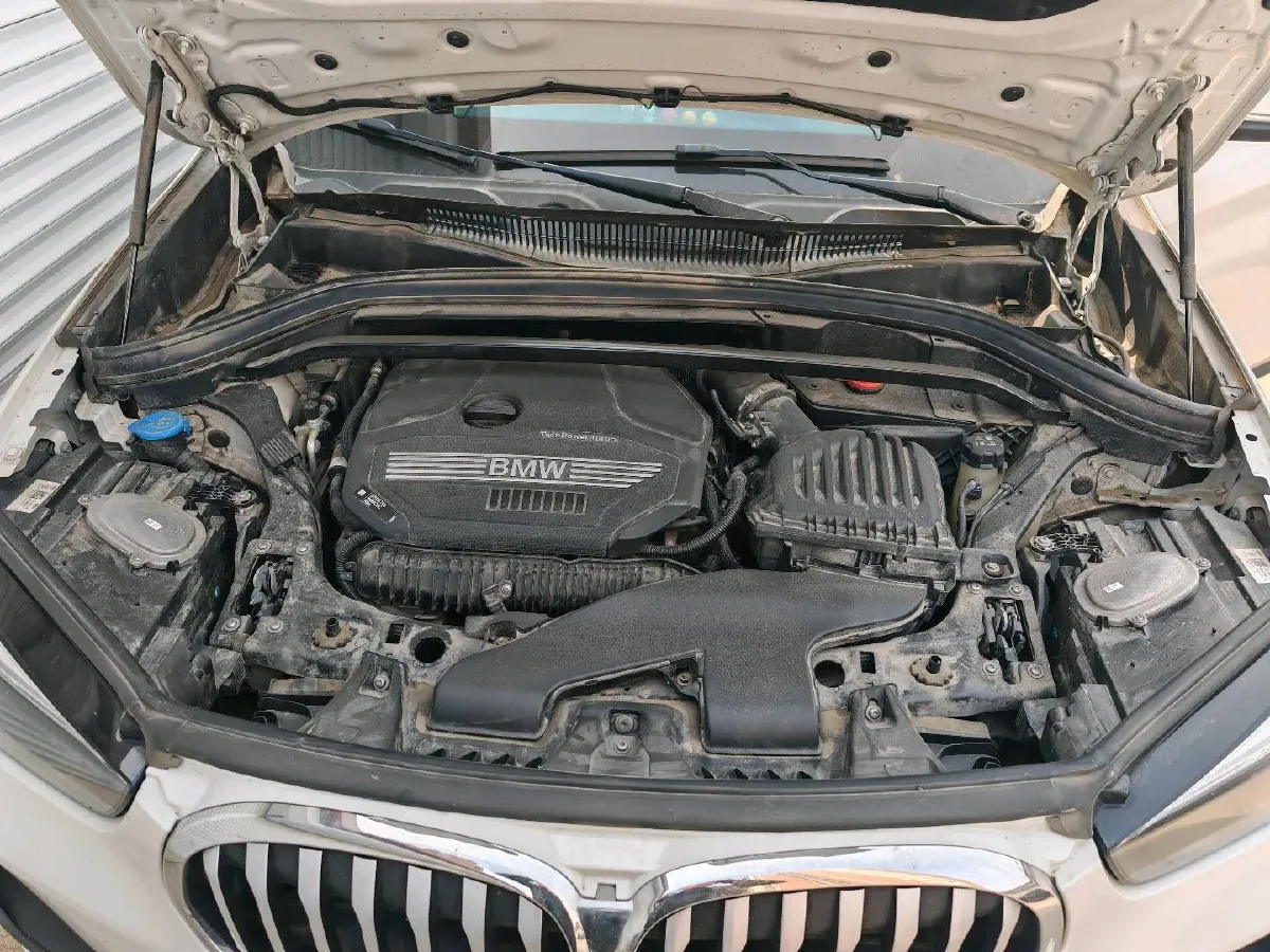 2022 BMW X1 2.0T 192HP L4 7DCT,autocango,china used car exporter,china ev exporter,chinese used car exporter,chinese used ev exporter