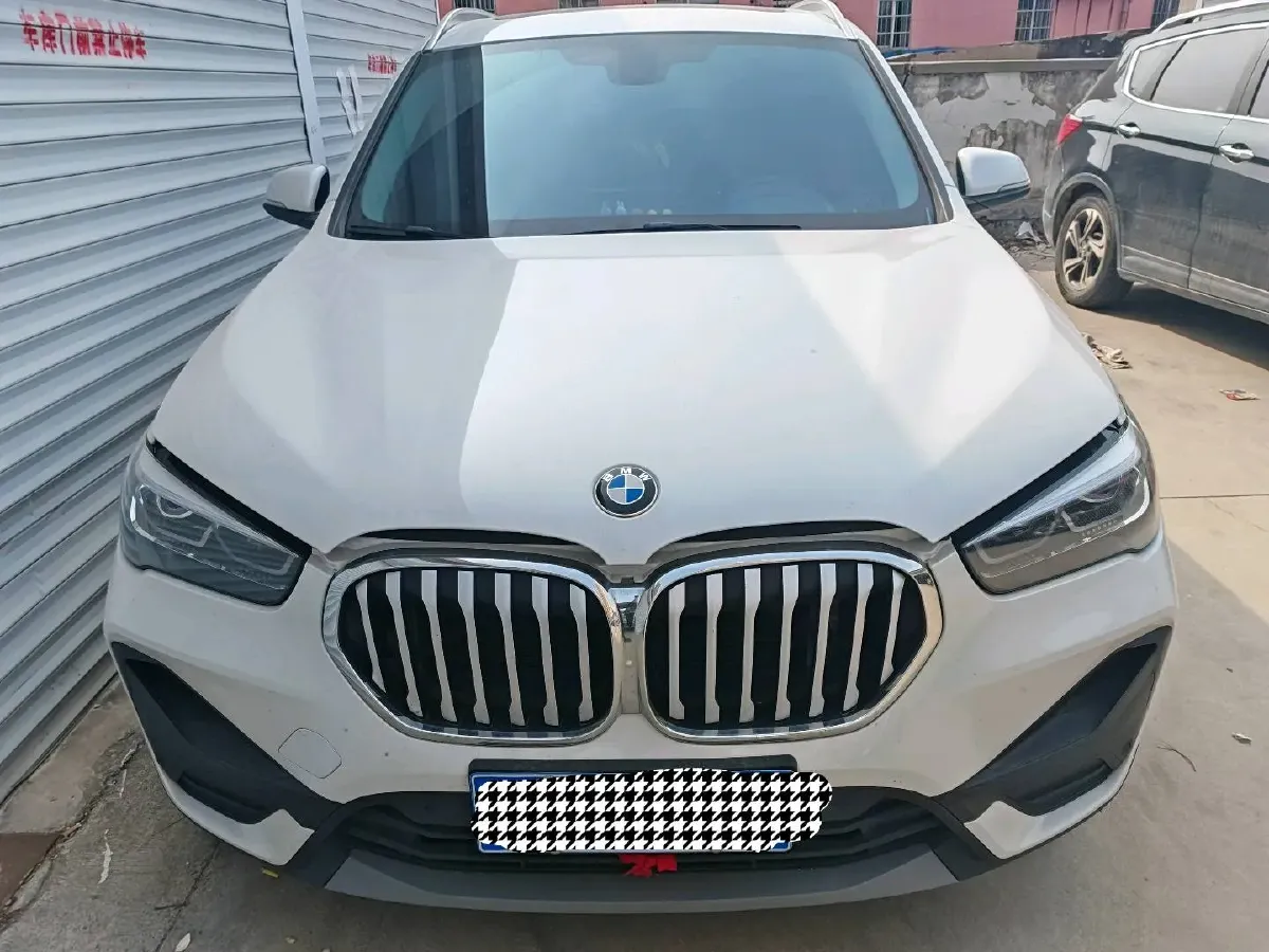 2022 BMW X1 2.0T 192HP L4 7DCT,autocango,china used car exporter,china ev exporter,chinese used car exporter,chinese used ev exporter