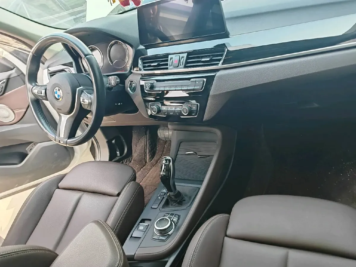 2022 BMW X1 2.0T 192HP L4 7DCT,autocango,china used car exporter,china ev exporter,chinese used car exporter,chinese used ev exporter