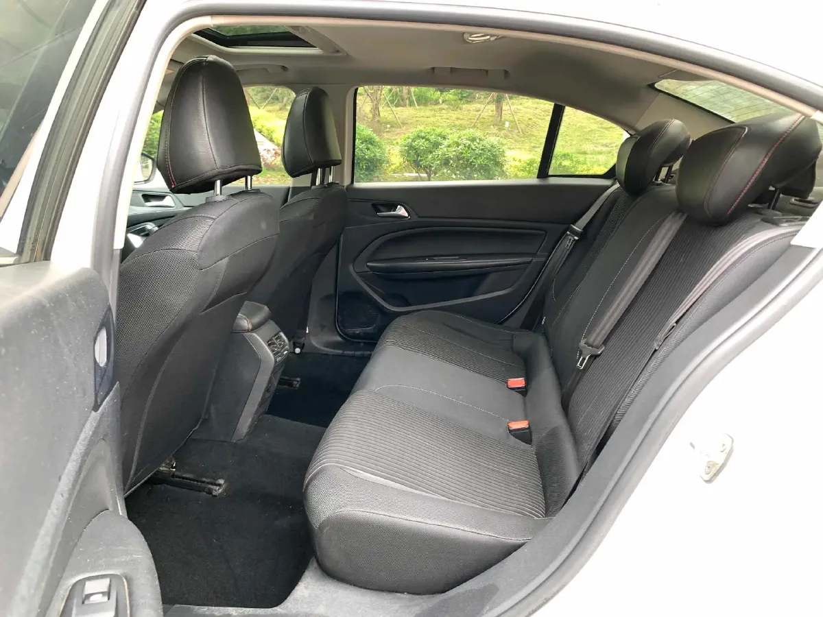 2018 Peugeot 408 1.8L 139HP L4 6AT,autocango,china used car exporter,china ev exporter,chinese used car exporter,chinese used ev exporter