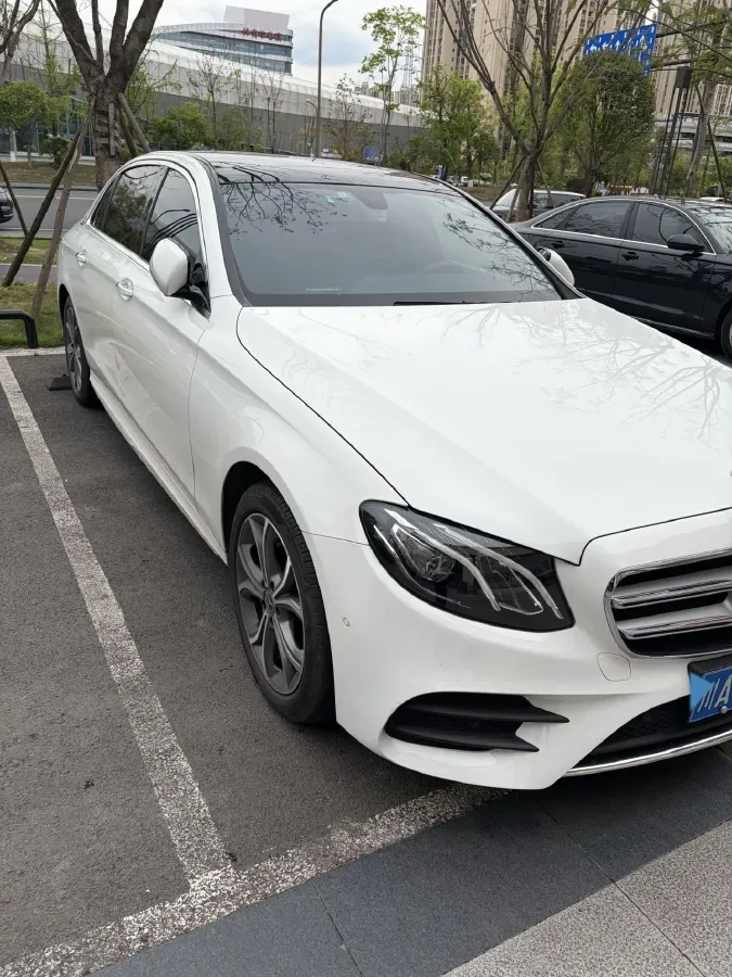 2020 Mercedes-Benz E Class 2.0T 258HP L4 9AT,autocango,china used car exporter,china ev exporter,chinese used car exporter,chinese used ev exporter