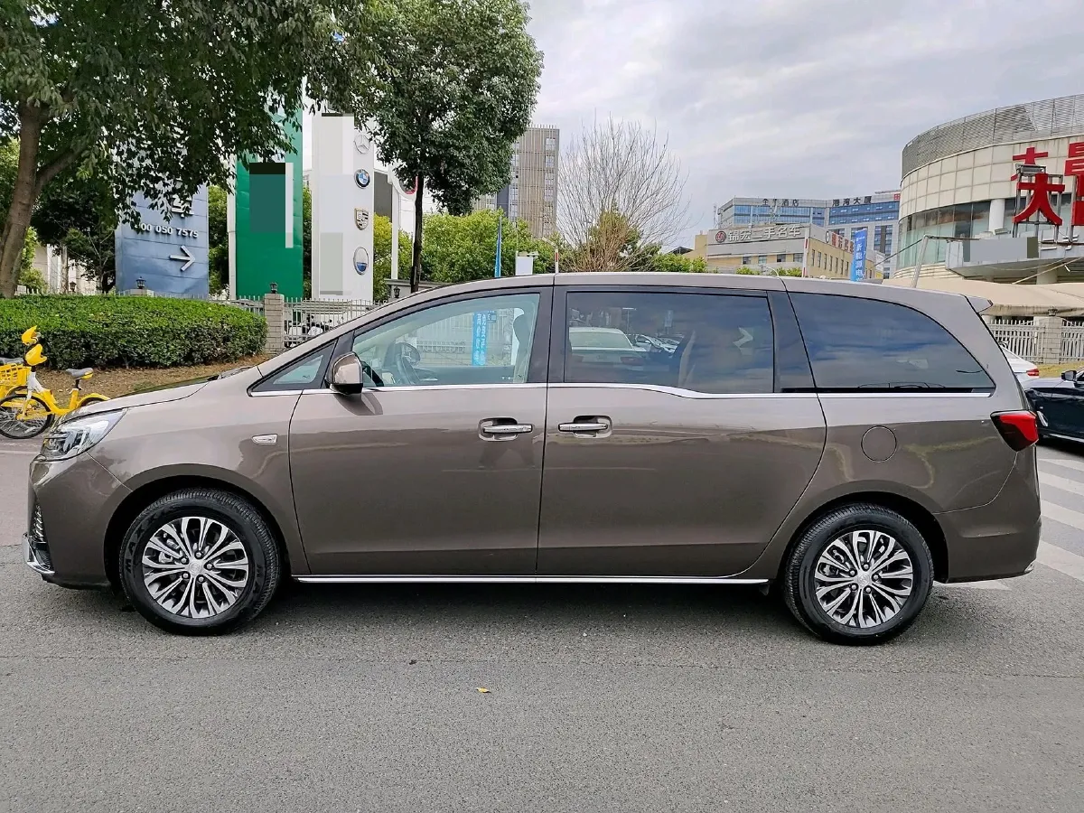 2023 Buick GL8 2.0T 237HP L4 9AT,autocango,china used car exporter,china ev exporter,chinese used car exporter,chinese used ev exporter