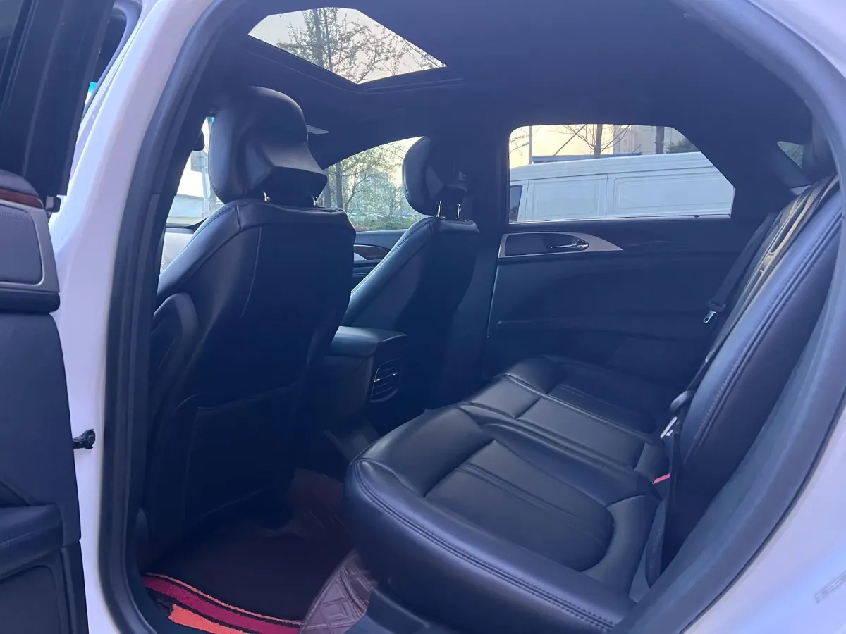 2019 BMW X2 1.5T 140HP L3 7DCT,autocango,china used car exporter,china ev exporter,chinese used car exporter,chinese used ev exporter