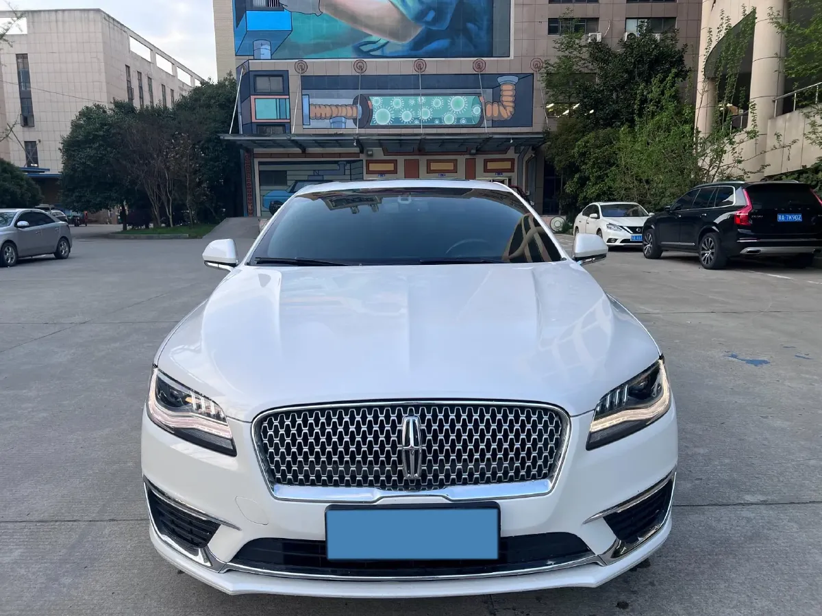 2019 BMW X2 1.5T 140HP L3 7DCT,autocango,china used car exporter,china ev exporter,chinese used car exporter,chinese used ev exporter