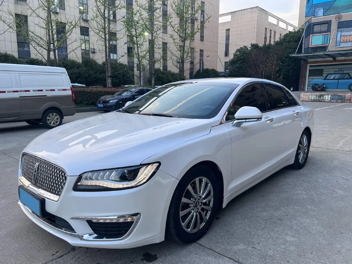 2019 BMW X2 1.5T 140HP L3 7DCT,autocango,china used car exporter,china ev exporter,chinese used car exporter,chinese used ev exporter