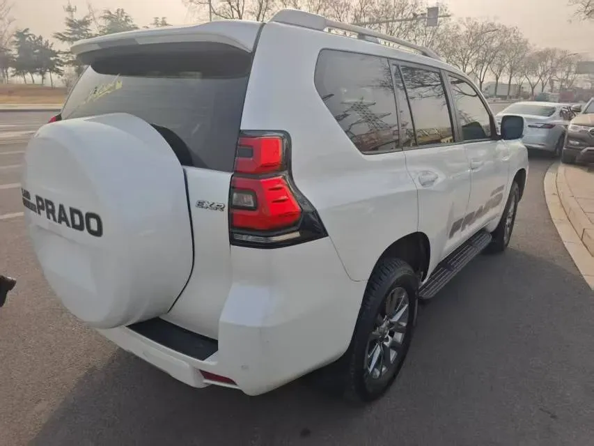 2019 Land Rover Range Rover Velar 2.0T 300HP L4 8AT,autocango,china used car exporter,china ev exporter,chinese used car exporter,chinese used ev exporter