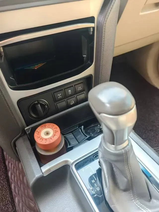 2019 Land Rover Range Rover Velar 2.0T 300HP L4 8AT,autocango,china used car exporter,china ev exporter,chinese used car exporter,chinese used ev exporter