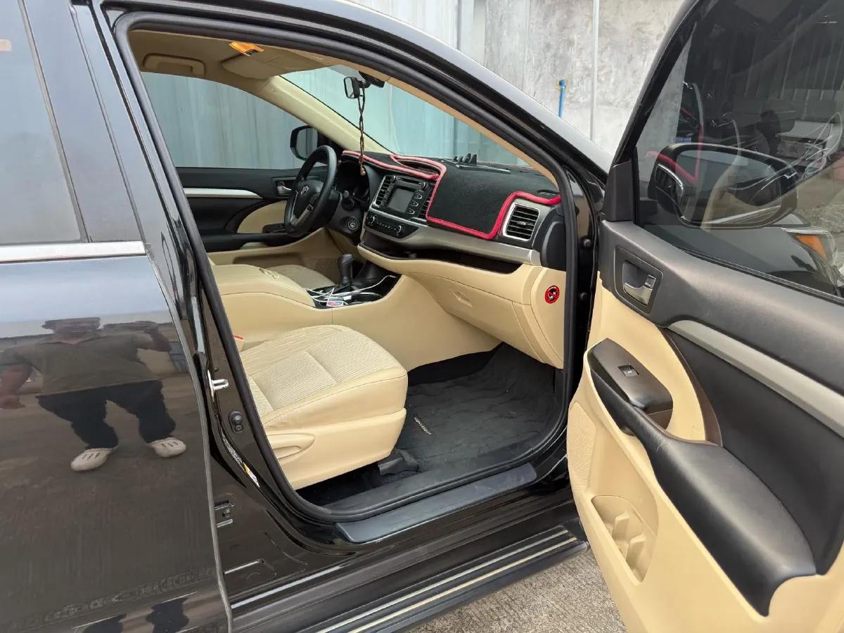 2018 Toyota Highlander 2.0T 220HP L4 6AT,autocango,china used car exporter,china ev exporter,chinese used car exporter,chinese used ev exporter