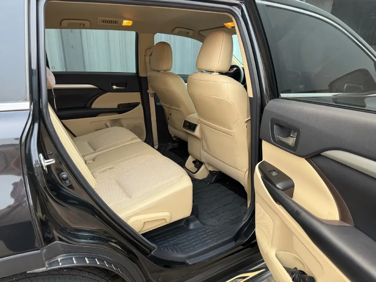 2018 Toyota Highlander 2.0T 220HP L4 6AT,autocango,china used car exporter,china ev exporter,chinese used car exporter,chinese used ev exporter