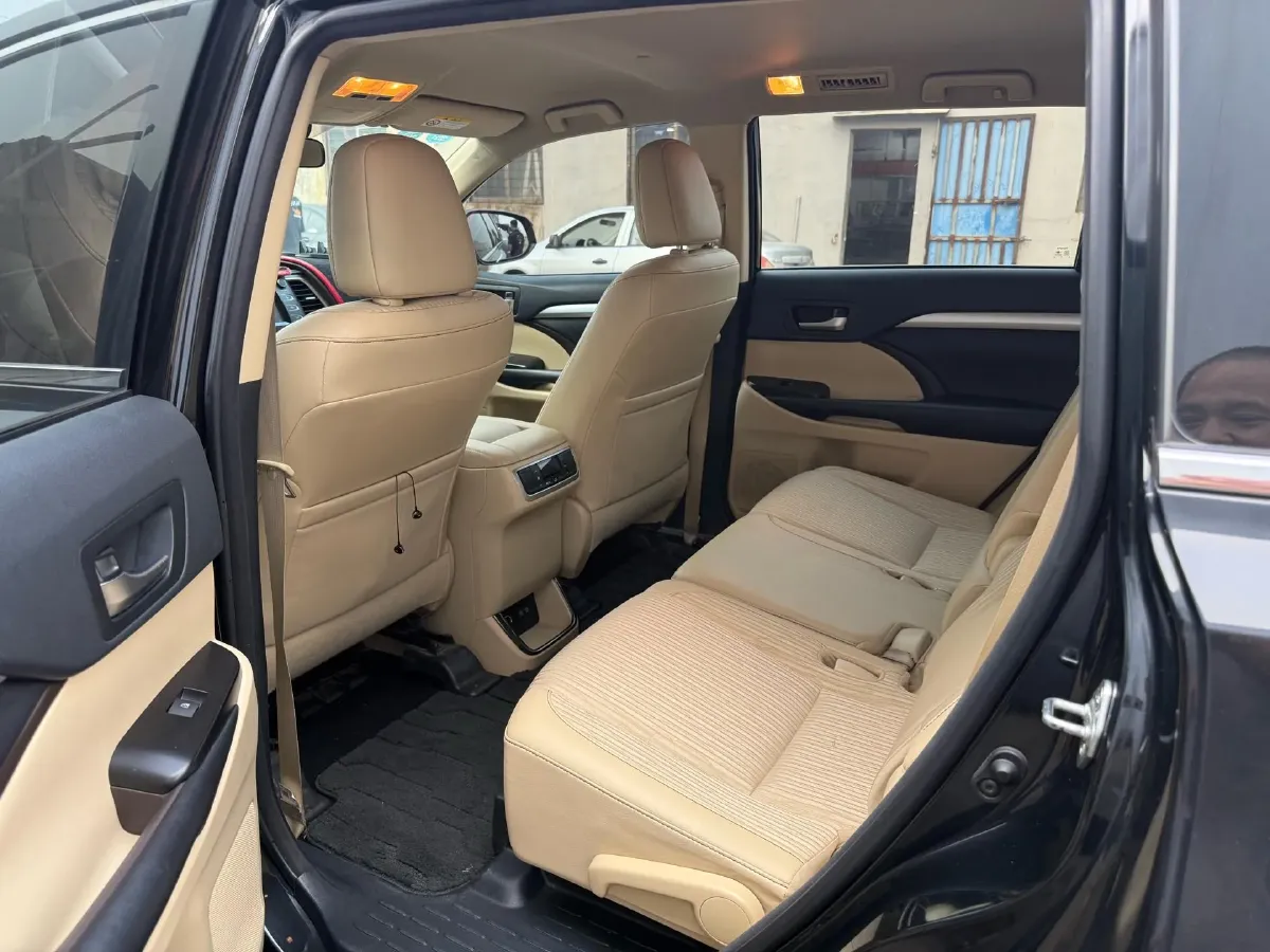 2018 Toyota Highlander 2.0T 220HP L4 6AT,autocango,china used car exporter,china ev exporter,chinese used car exporter,chinese used ev exporter