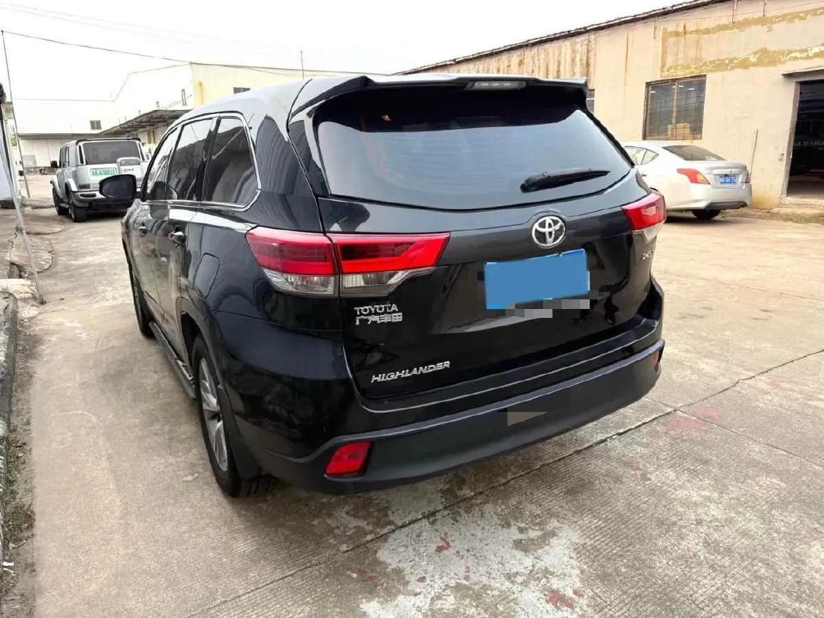 2018 Toyota Highlander 2.0T 220HP L4 6AT,autocango,china used car exporter,china ev exporter,chinese used car exporter,chinese used ev exporter