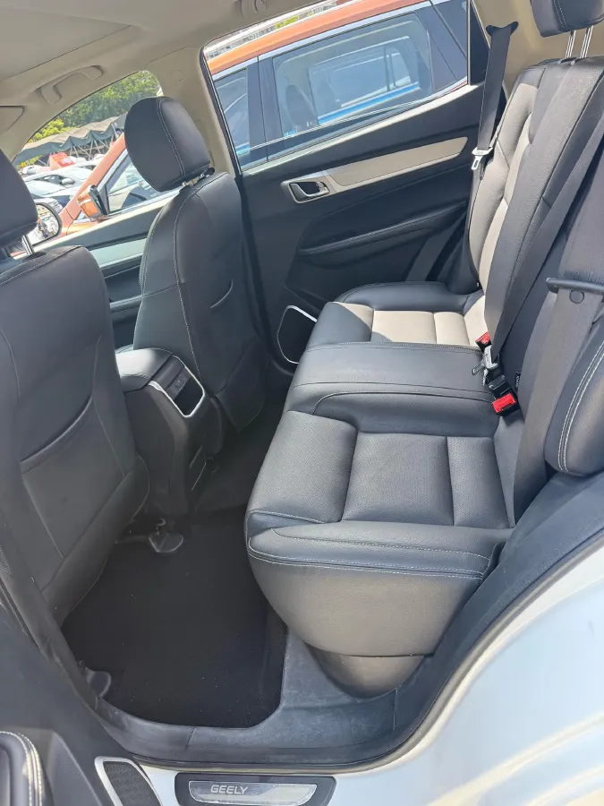 2016 Geely Vision X6 1.8L 133HP L4 5MT,autocango,china used car exporter,china ev exporter,chinese used car exporter,chinese used ev exporter