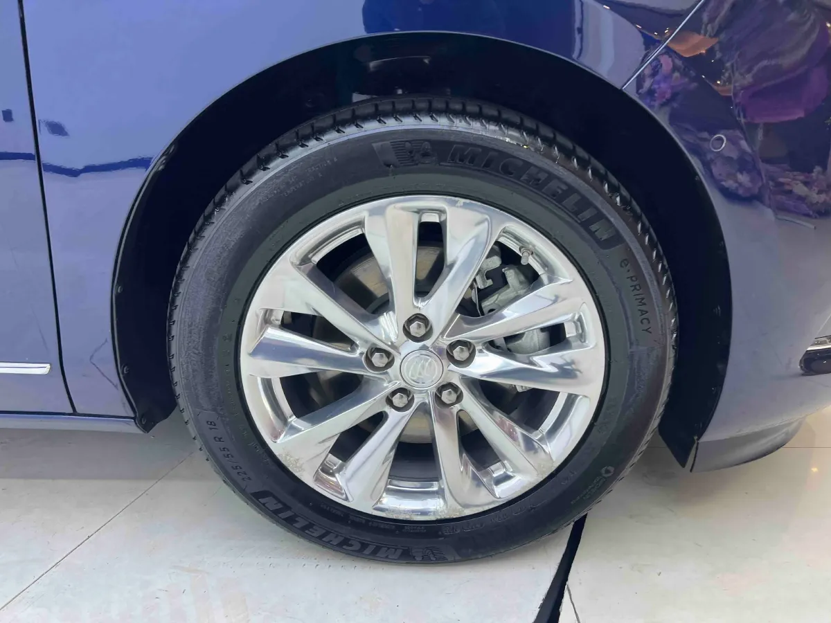 2020 Buick GL8 2.0T 237HP L4 9AT,autocango,china used car exporter,china ev exporter,chinese used car exporter,chinese used ev exporter