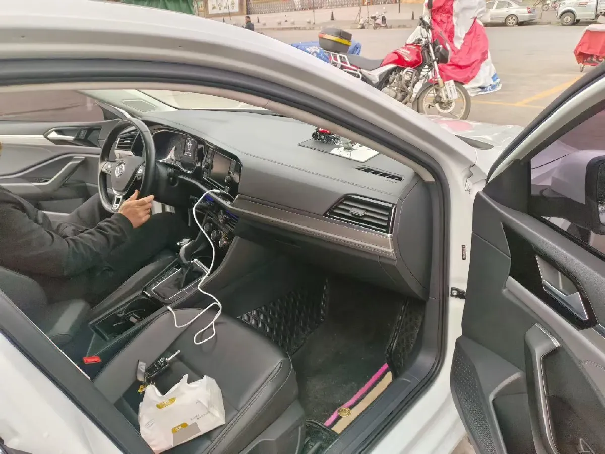 2020 Volkswagen Sagitar 1.4T 150HP L4 7DCT,autocango,china used car exporter,china ev exporter,chinese used car exporter,chinese used ev exporter