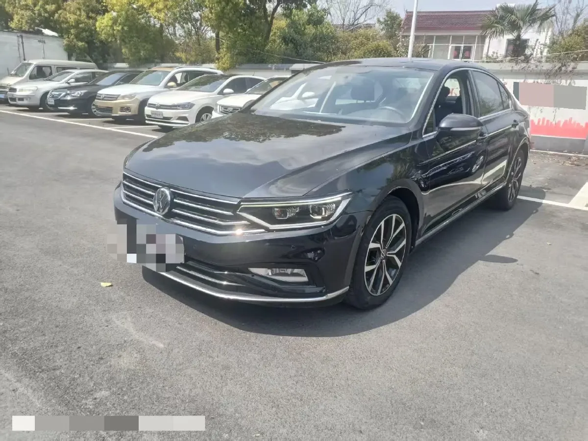 2020 Volkswagen Magotan 1.4T 150HP L4 7DCT,autocango,china used car exporter,china ev exporter,chinese used car exporter,chinese used ev exporter