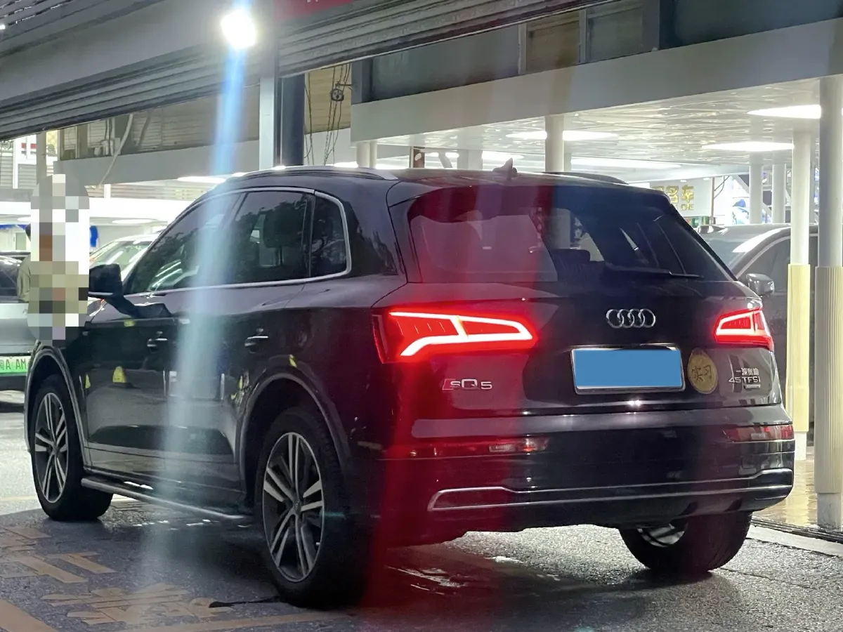 2020 Audi Q5L 2.0T 252HP L4 7DCT,autocango,china used car exporter,china ev exporter,chinese used car exporter,chinese used ev exporter